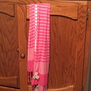 Christopher and Banks Scarf